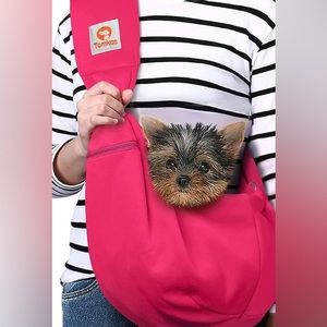 Brand new Tomkas dog carrier for small dogs & cats.